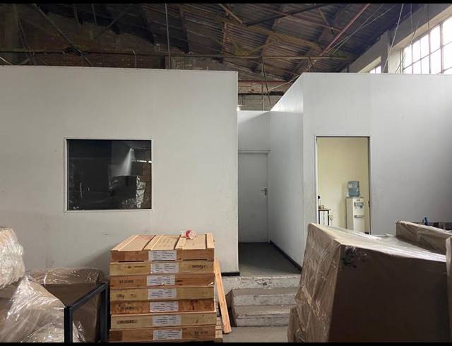 INDUSTRIAL PROPERTY TO RENT IN DEAL PARTY